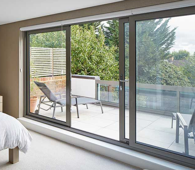 Shutters: Home atmosphere light magician