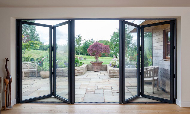 Fixed Combination Windows: Design and Applications